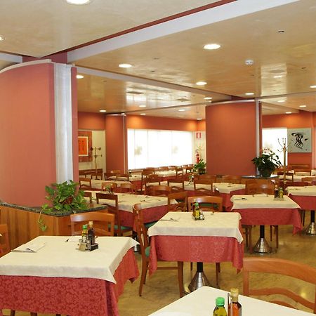 Hotel Ezzelino San Zenone Extérieur photo