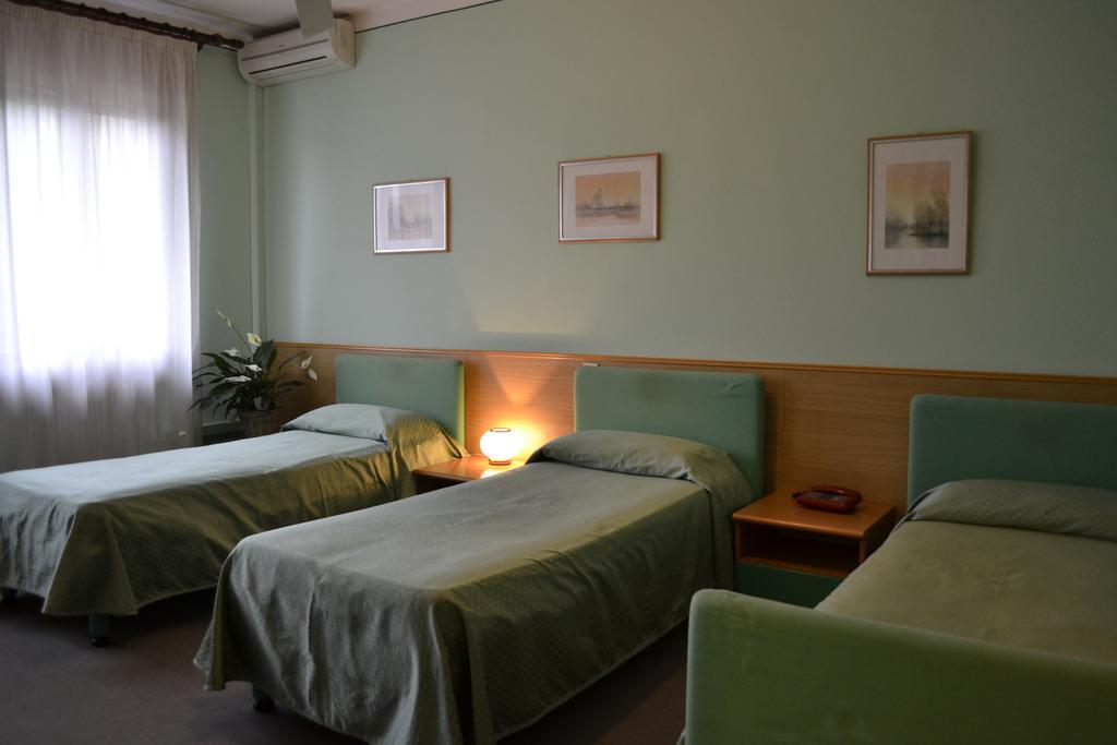 Hotel Ezzelino San Zenone Extérieur photo